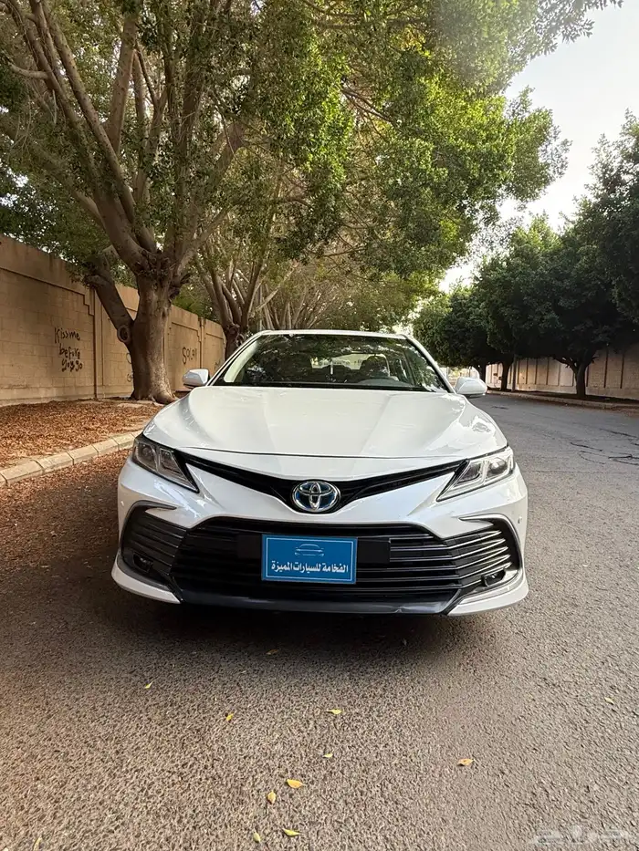 كامري هايبرد GLE عداد 37 الف سعودي 9