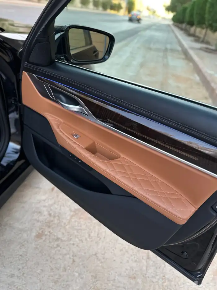 بي ام 740i 2021 ام كت 56
