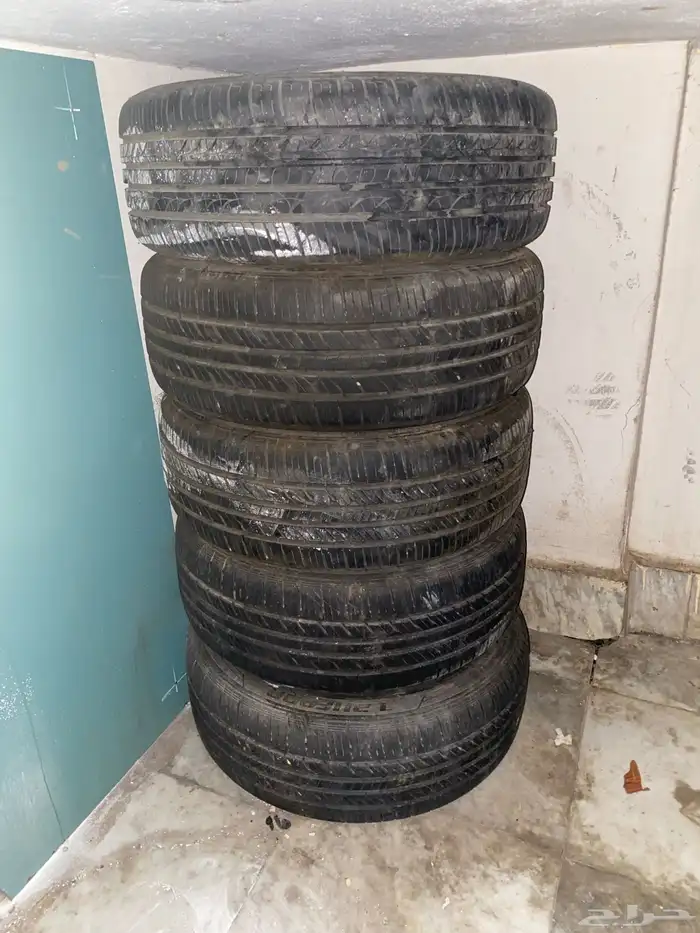 طقم خمس جنوط حديد بكفراتها 1