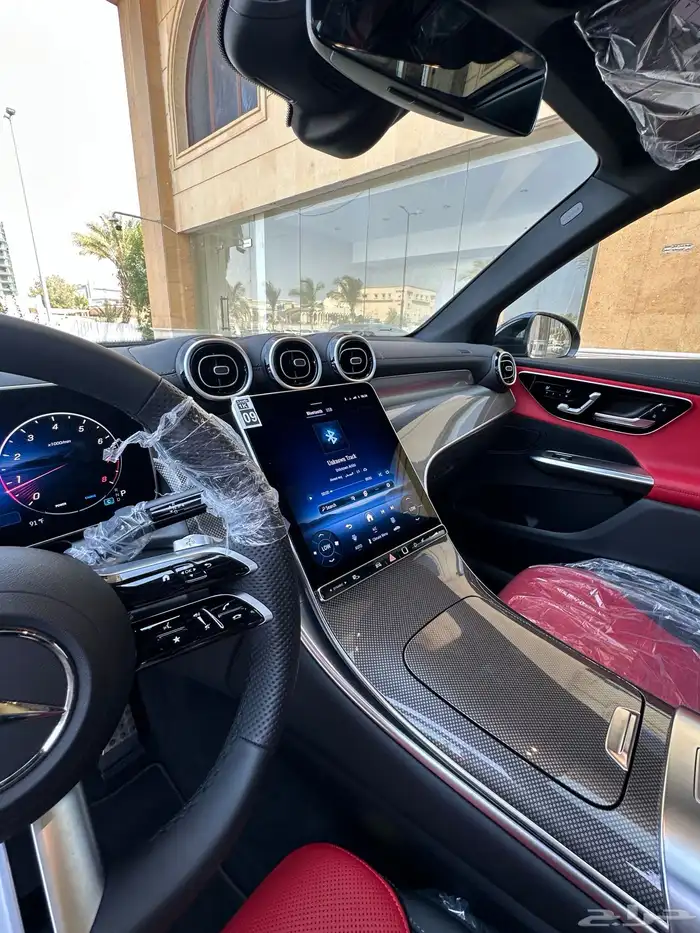 مرسيدس GLC300 AMG موديل 2025 شبه جديد 8
