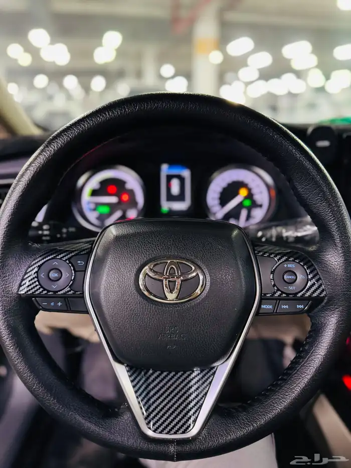 camry 2022. hybrid. first owner 11