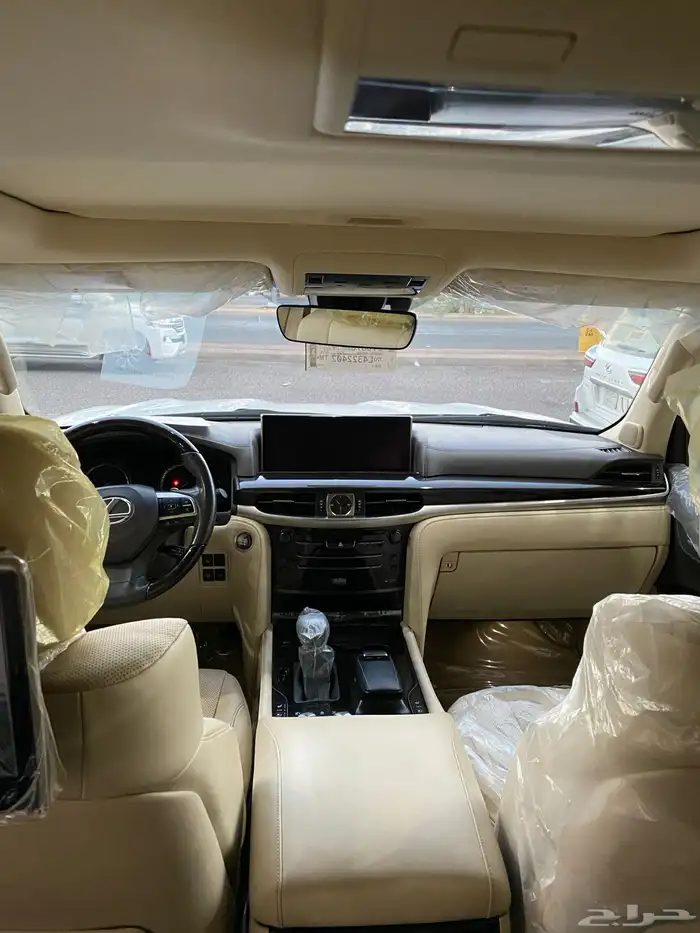 لكزس LX 570 2020 سعودي 8