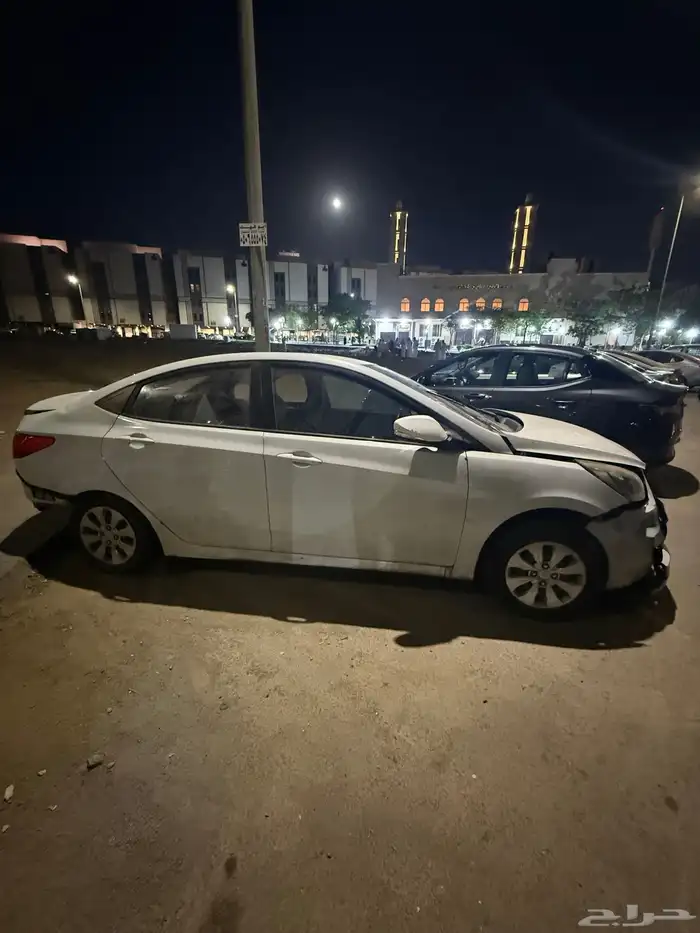 اكسنت 2018 مصدومه من الخلف 4