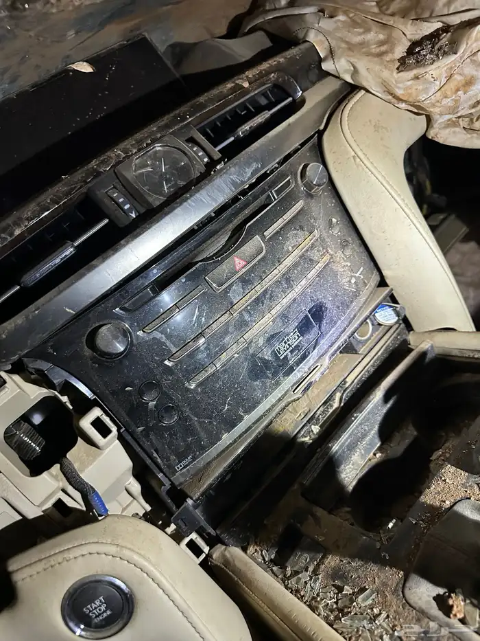 قطع غيار لكزس LX570 3