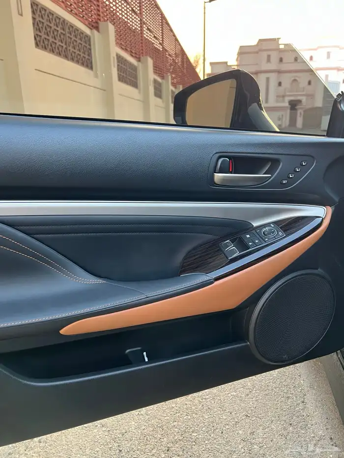 لكزس RC 350 2020 11