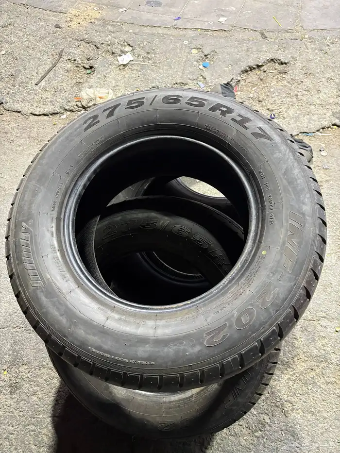 كفرات شواهين شبه جديده275 65 17 6