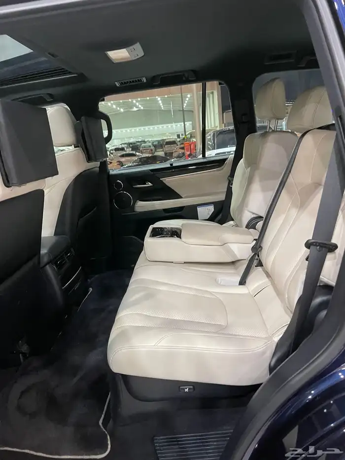 لكزس LX 570 سعودى 2020 14