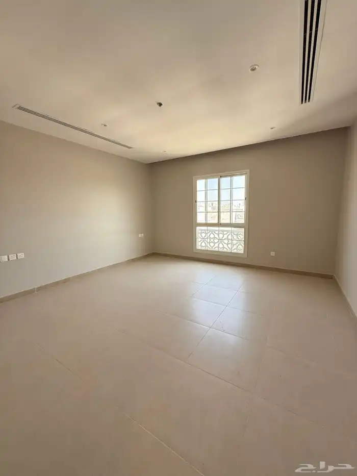 شقه جديده للإيجار الشعلة 0