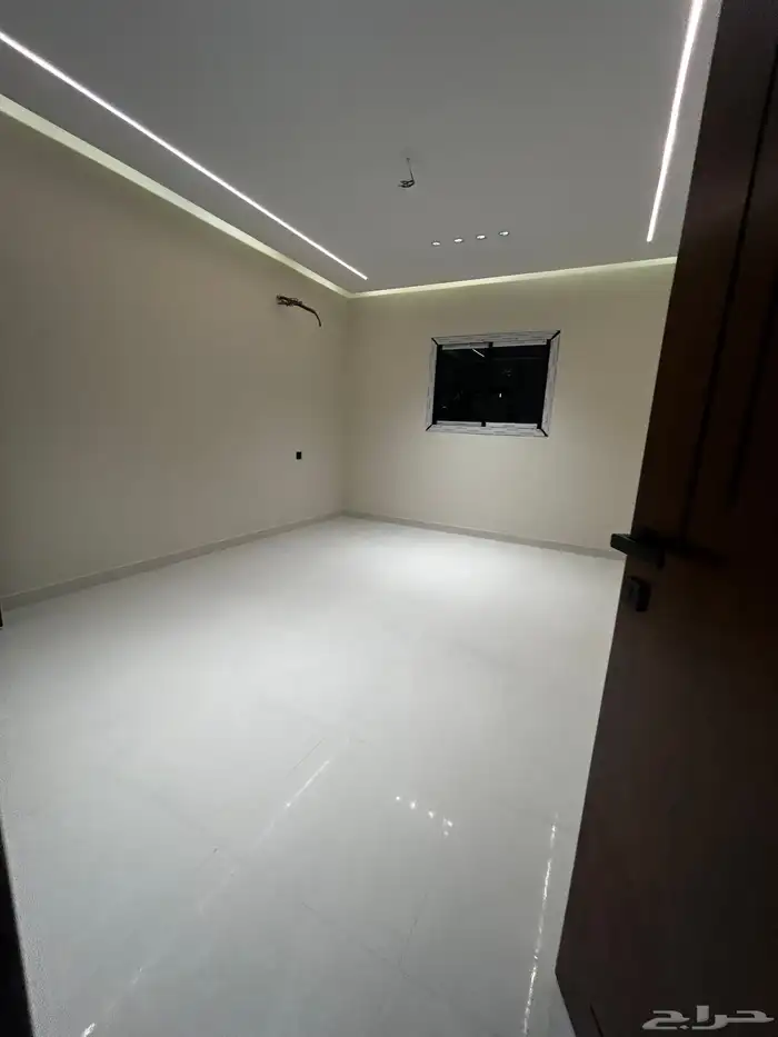 شقه ارضيه للبيع 4