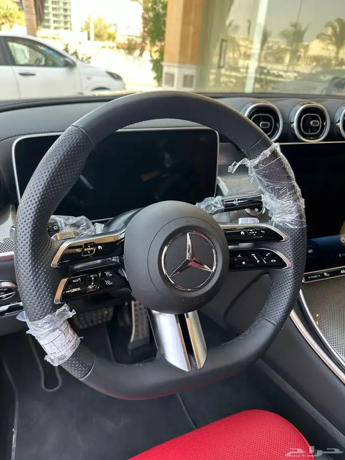 مرسيدس GLC300 AMG موديل 2025 شبه جديد 19