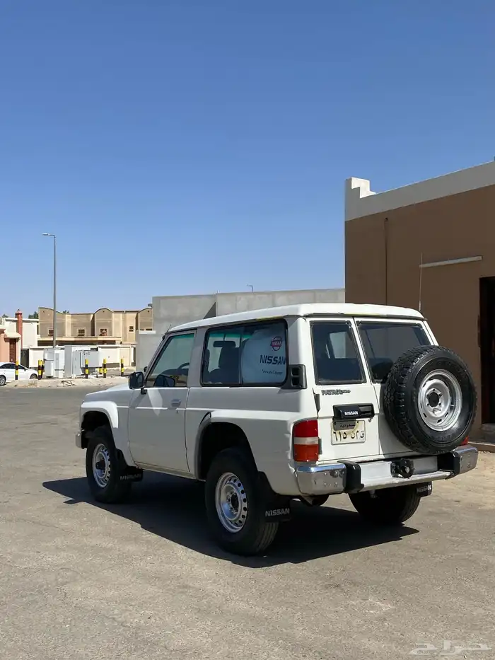نيسان باترول مديل 88 خالي من الصدوم موتر نضيف 15