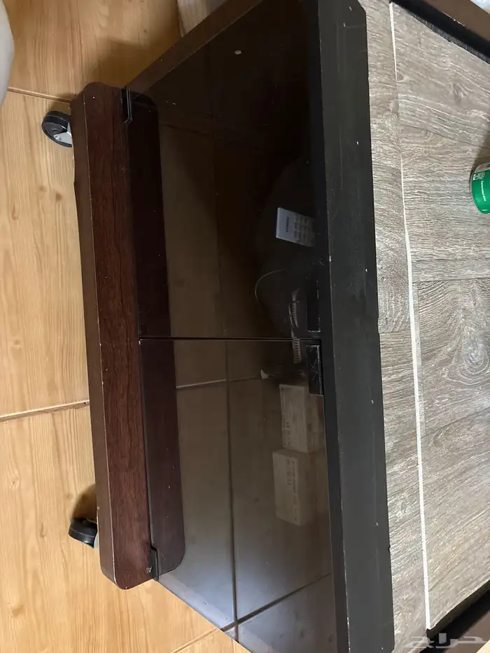 طاوله تلفزيونيه وتلفزيون فيلبس 0