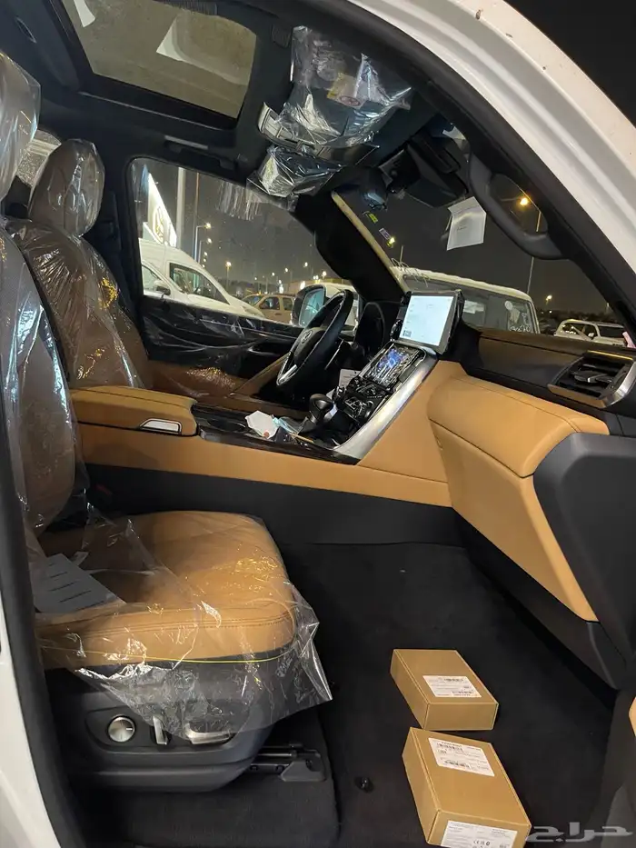 لكزس LX600 BB بنزين 2025 10