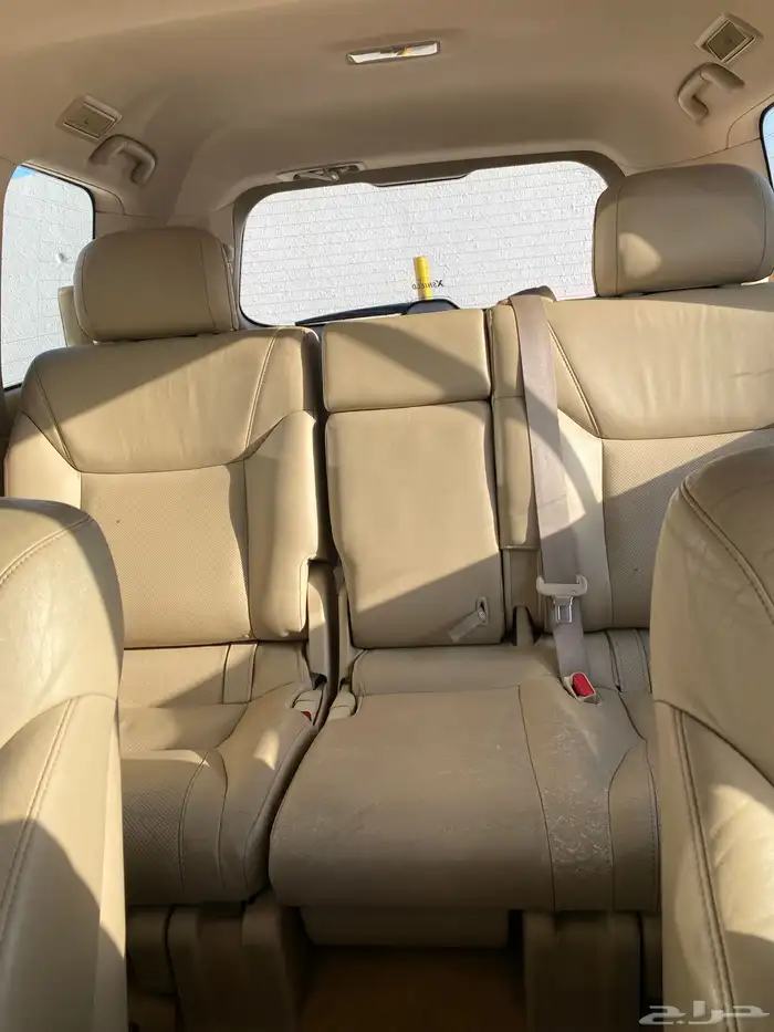 لكزس LX570 2011 9