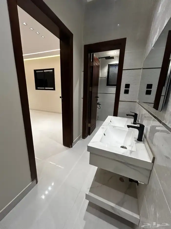 شقه ارضيه للبيع 3