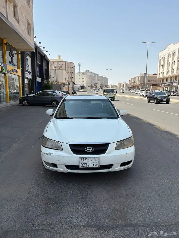 اعرض لكم سيارة سوناتا م 2008 4
