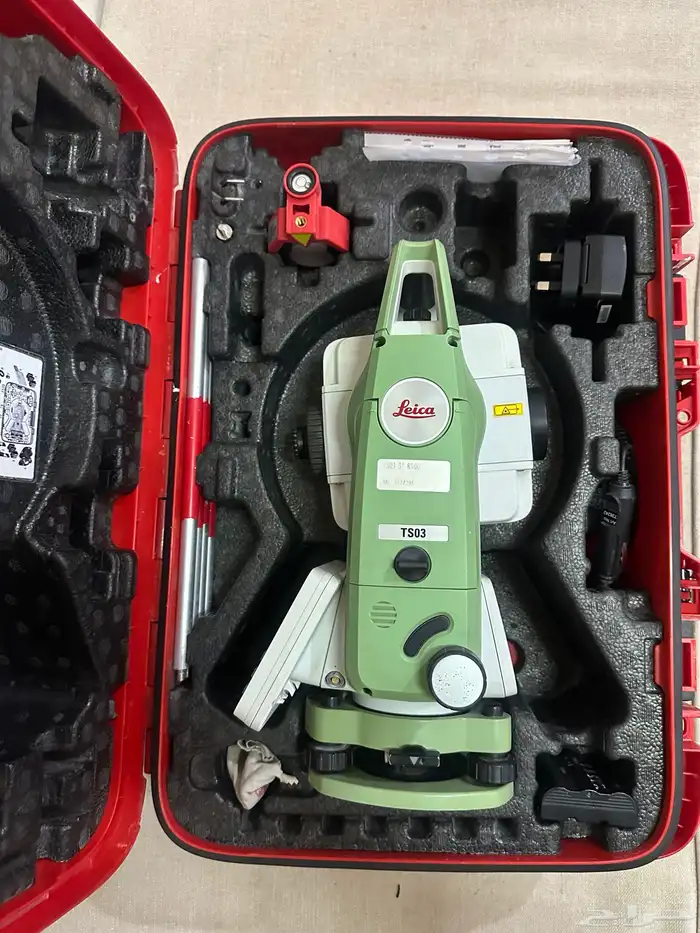 جهاز مساحة توتل استيشن لايكا TS 03 1