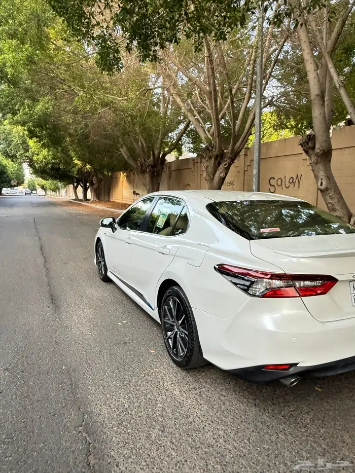 كامري هايبرد GLE عداد 37 الف سعودي 3