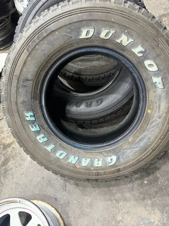 كفرات دلوب شبه جديد مقاس 16-70-275 13