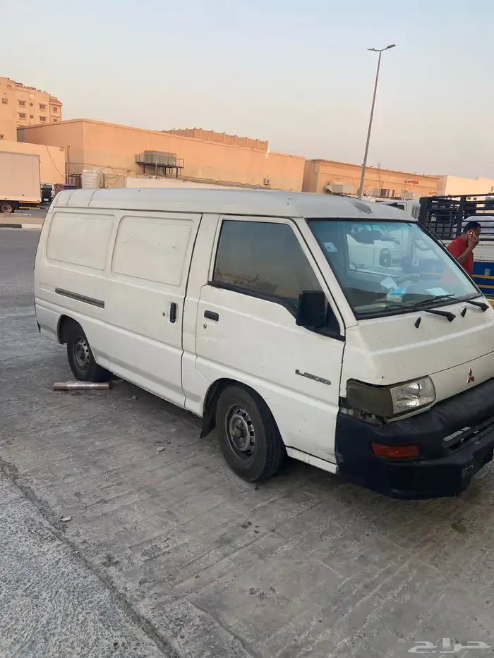 باص مستوبيشي 2