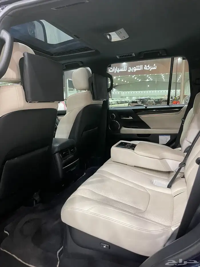 لكزس LX 570 سعودى 2020 13