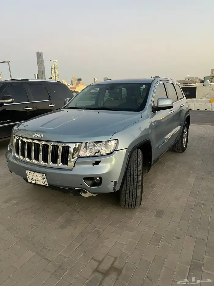 جيب قراند شروكي 2012 v8 أعلى فئة 2