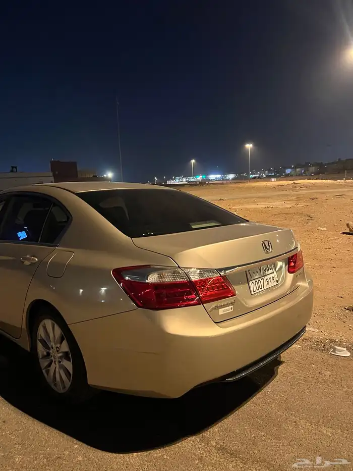 هوندا اكورد 19