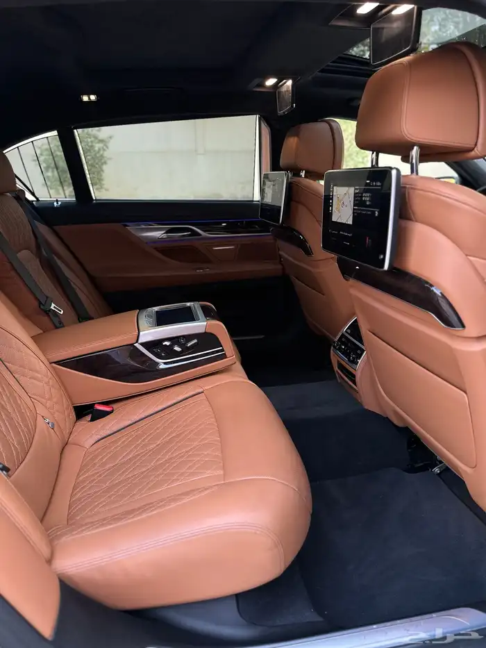 بي ام 740i 2021 ام كت 49