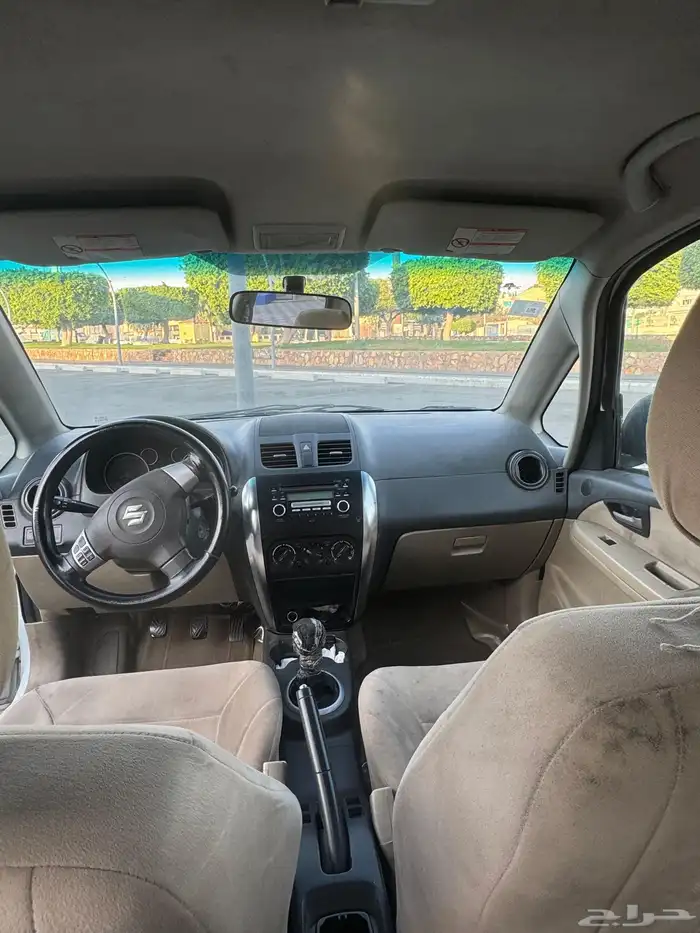 سزوكي SX4 2010 4