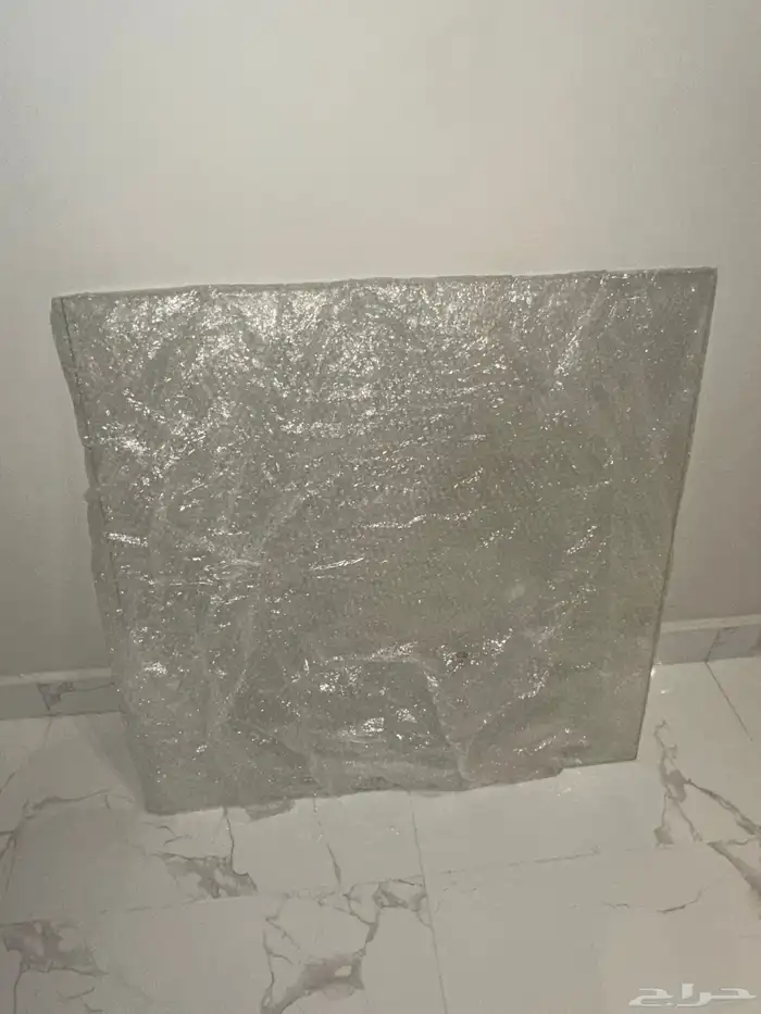 طاولة قهوة كبيرة مع أدراج من الجهتين في جدة 3