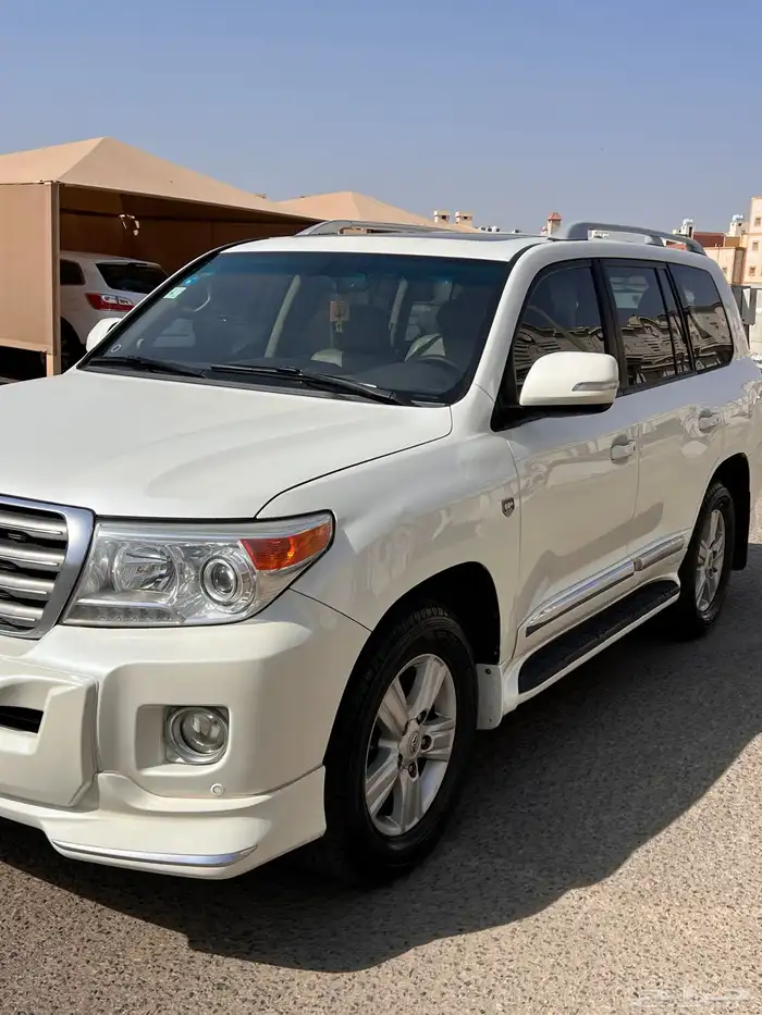 لاندكروزر 2009 في اكس ار فل كامل سعر البيع 68000 7