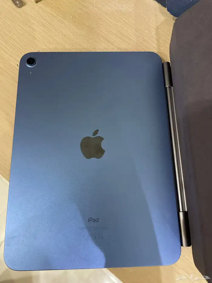 ايباد الجيل العاشر 64 g أزرق 2