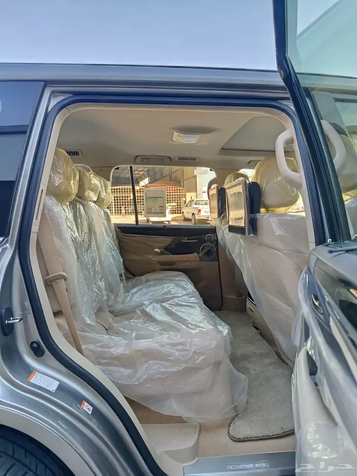 لكزس LX570 سبورت فل كامل سعودي موديل 2019 9