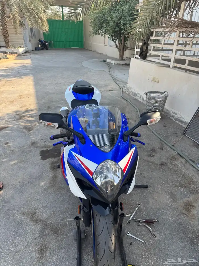 كل الفيابر للبيع جهت يساره جايته طيحه جهت اليمين كامله عدله 2