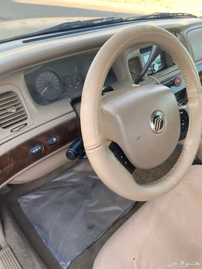 فورد ماركيز 2006 ذهبي 4