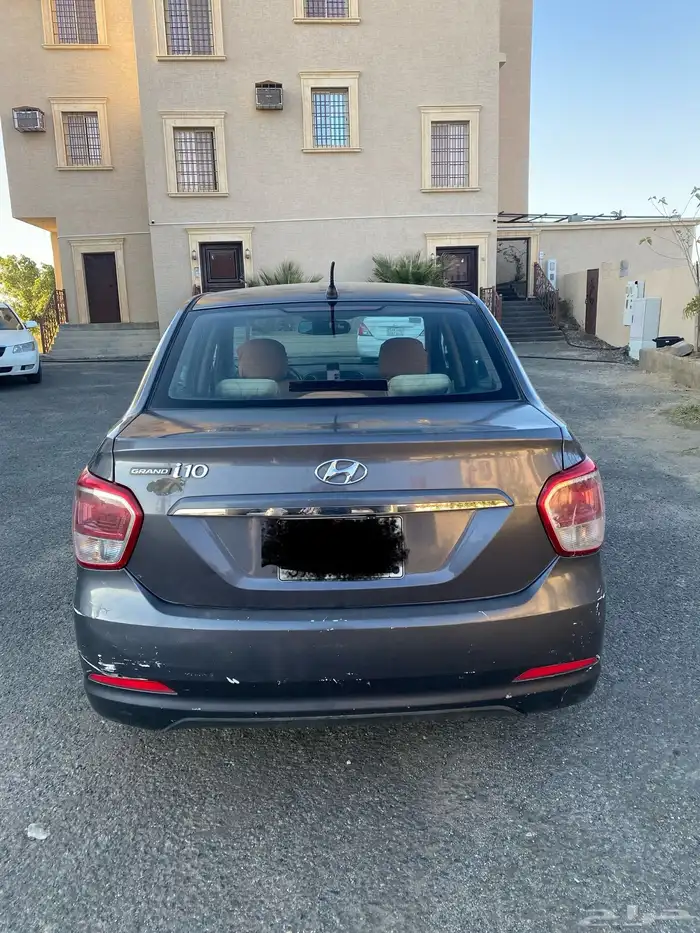 هيونداى i 10 جراند 8