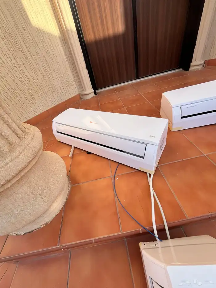 للبيع ثلاث مكيفات سبيلت نظيفة جدا 12