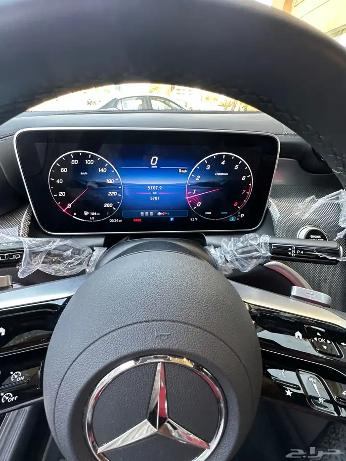 مرسيدس GLC300 AMG موديل 2025 شبه جديد 9