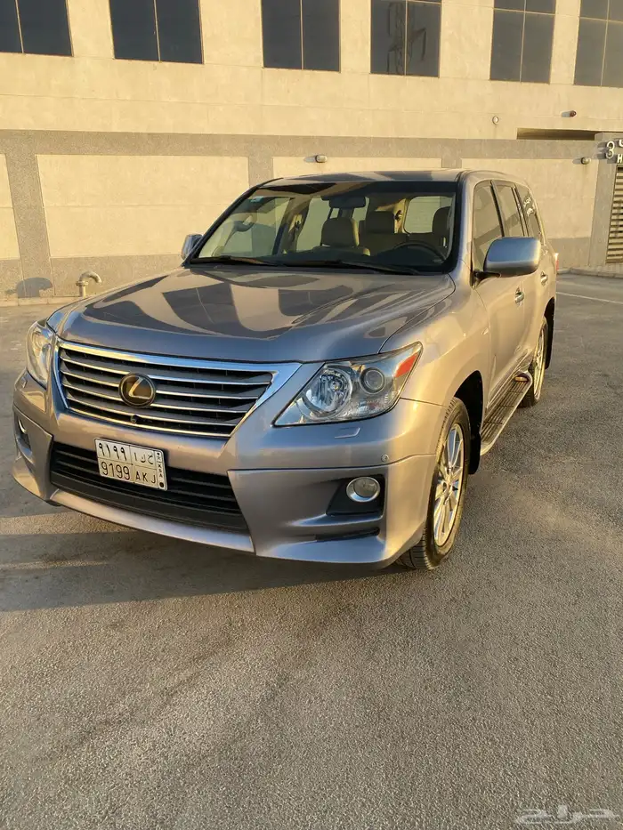 لكزس LX570 2011 1