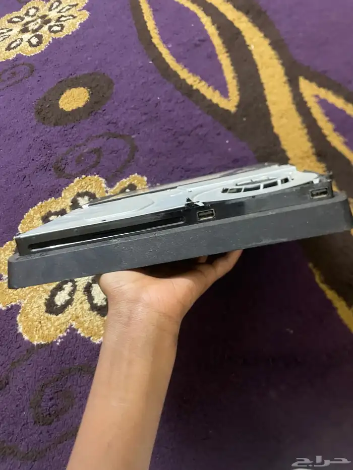 سوني سوني فور للبيع 1