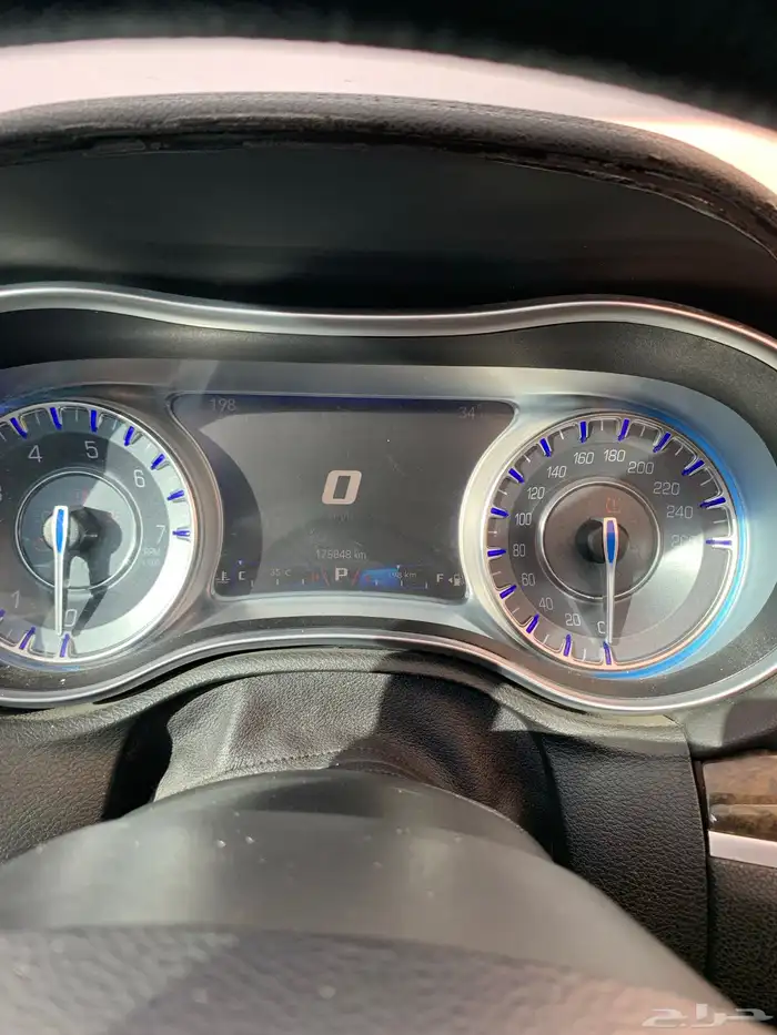 كرايزلر c300 2016 5