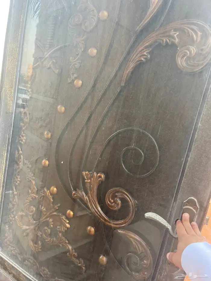 بوابه مدخل كراج 1