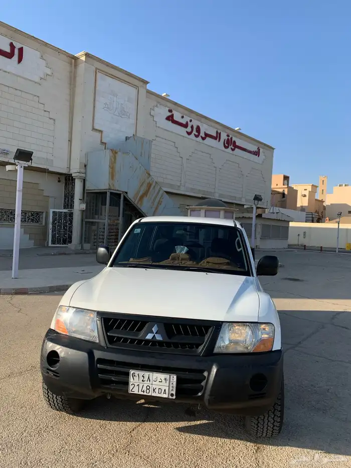 باجيرو صالون 2004 1