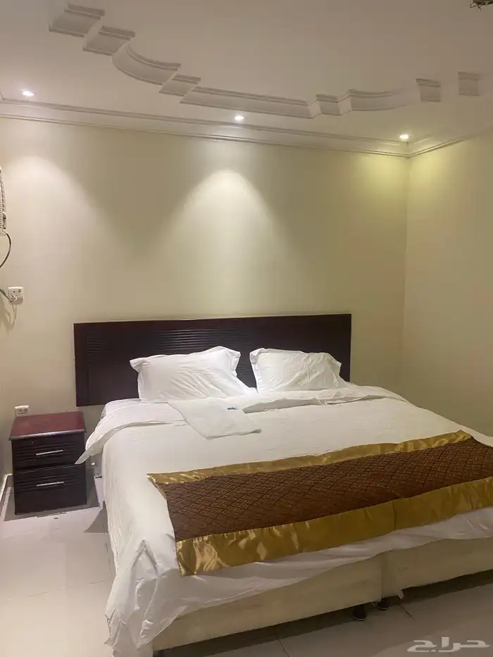 شقق مؤثثه فاخره 4