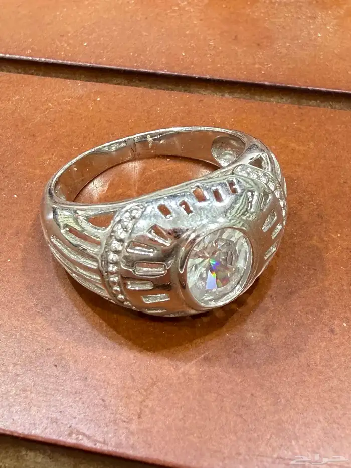 خاتم فضه إيطالي راقي وفاخر عيار 925 بفص زركون 0