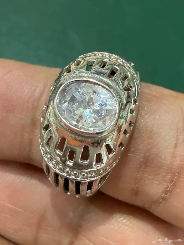 خاتم فضه إيطالي راقي وفاخر عيار 925 بفص زركون 1