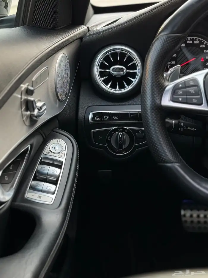MERCEDES C63s 2016 25
