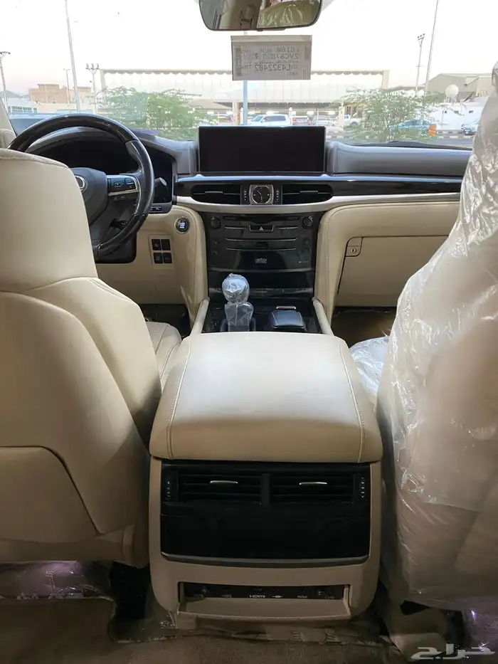 لكزس LX 570 2020 سعودي 9