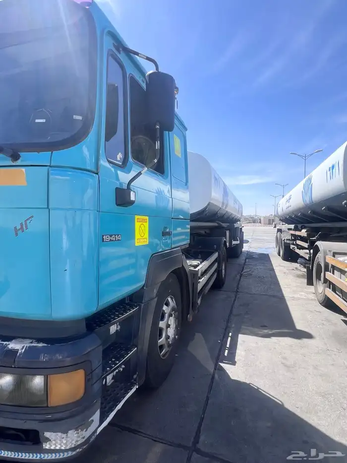 راس شاحنة مان نظيف جدا  مديل 2000  حجم 414 8