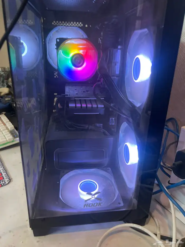 pc للبيع 1